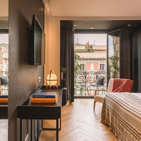 Hotel Casa Sagnier Barcelona Exterior photo Deluxe room