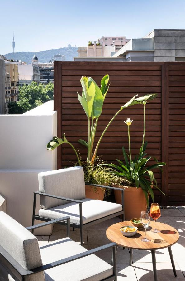 Hotel Casa Sagnier Barcelona Exterior photo A privacy screen