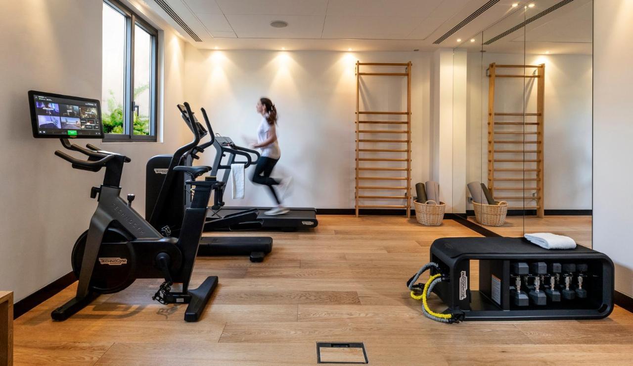 Hotel Casa Sagnier Barcelona Exterior photo The gym at the 100 Queen's Gate